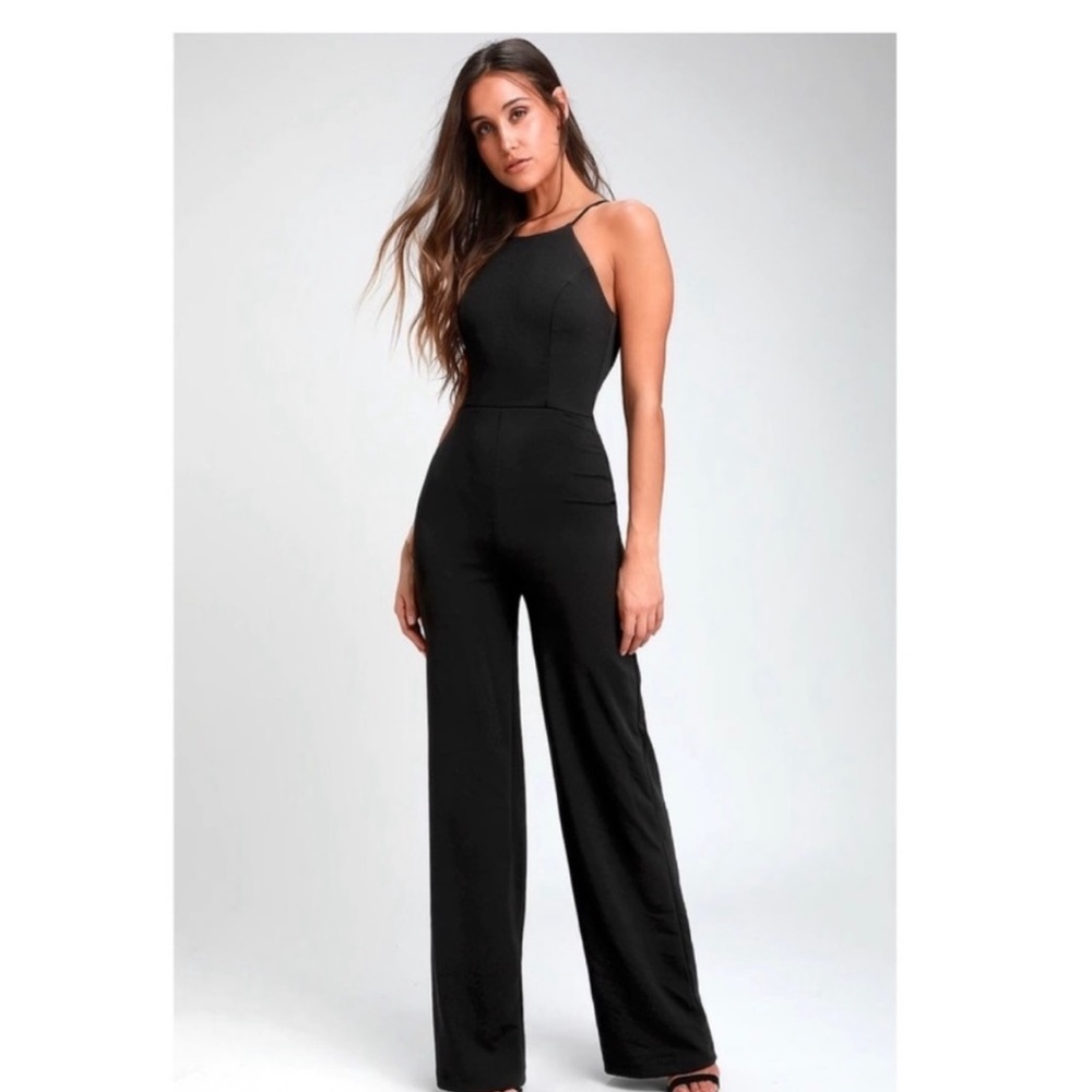 Lulus Aniyah wide leg jumpsuit. Size small